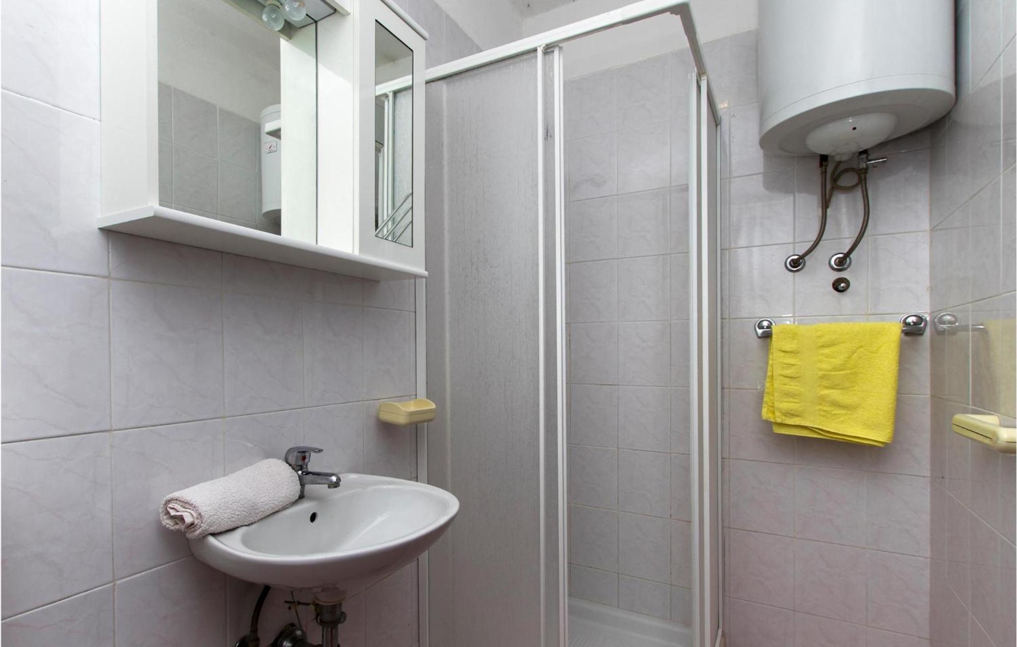 Awesome Apartment In Labin With Wifi Rasa Екстер'єр фото
